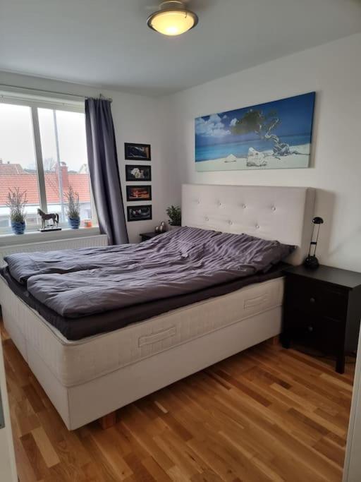 Trevlig Laegenhet Naera Stroemstad Centrum Exteriér fotografie
