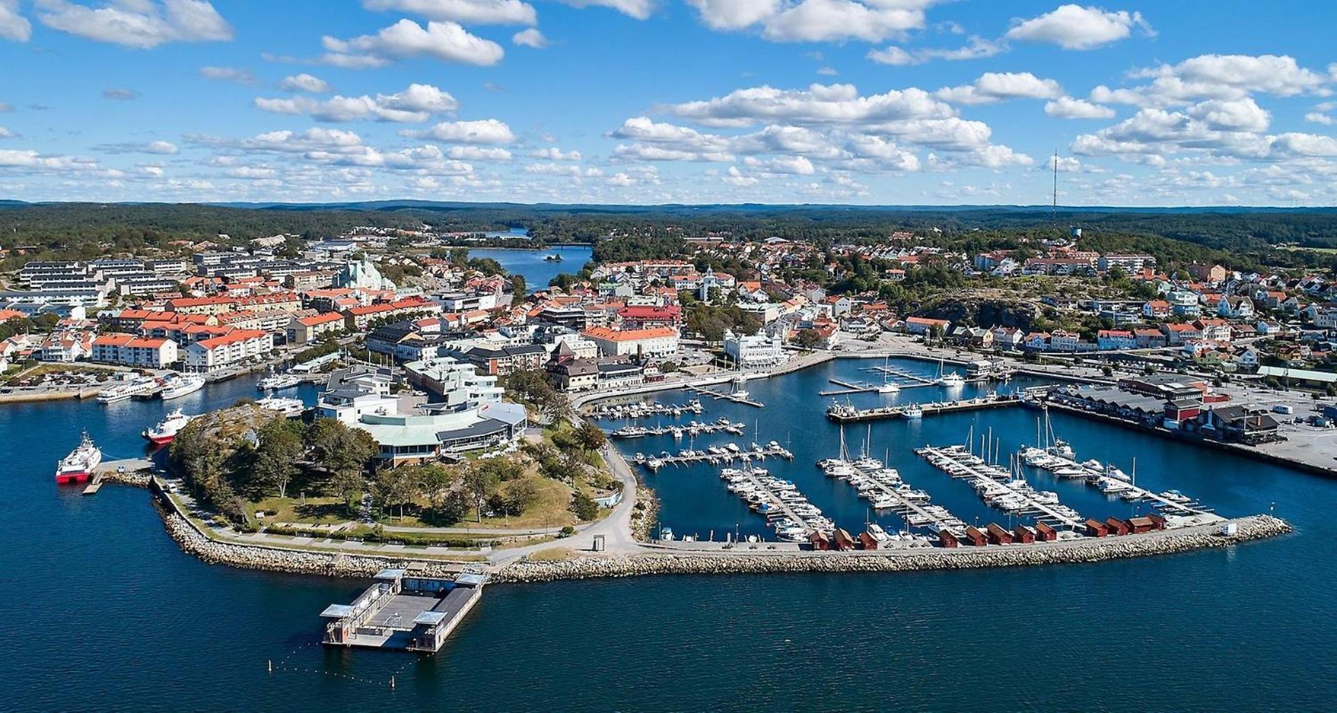 Trevlig Laegenhet Naera Stroemstad Centrum Exteriér fotografie